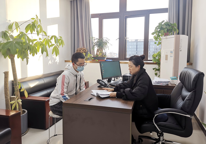 085236-161660.jpg 談心談話照片.jpg