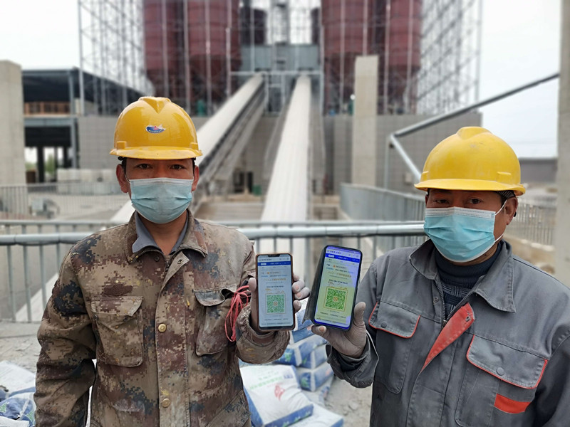 184505-924815.jpg 蚌埠建材新園區(qū)落實疫情防控4_副本.jpg